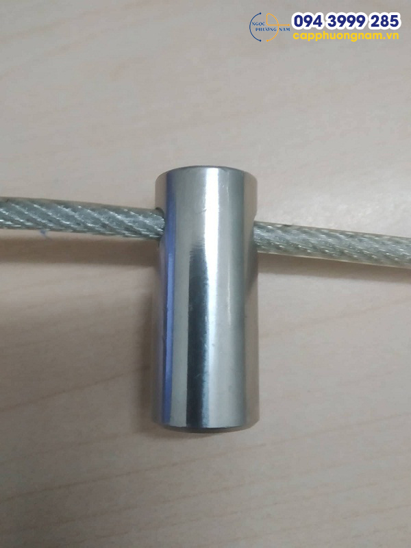 Thông tầng cầu thang dây cáp Thông tầng cầu thang dây cáp